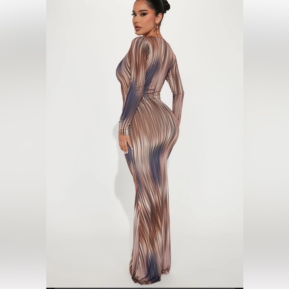 Fashion nova Trying To Impress Maxi Dress - Brown/combo - Picture 2 of 8